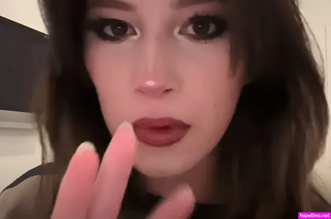 Gumoochie OnlyFans Thumbnail #QMQMFE2GQm