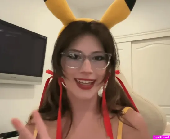 Gumoochie Main Profile Photo