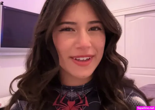 Gumoochie OnlyFans Thumbnail #U5oE0PT2q6