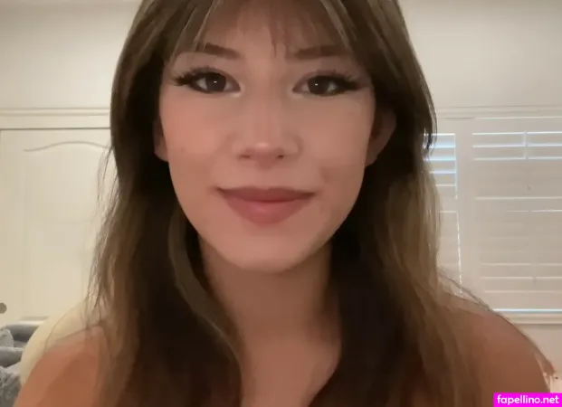 Gumoochie OnlyFans Thumbnail #VeUr0nh73l