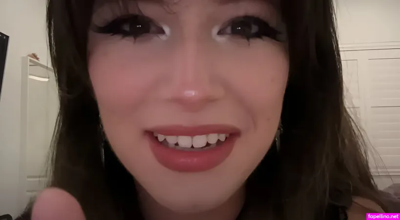 Gumoochie OnlyFans Thumbnail #nTGA1XHsba