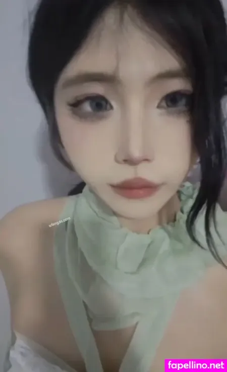 Guobao200202 OnlyFans Thumbnail #iM9hymyBhF