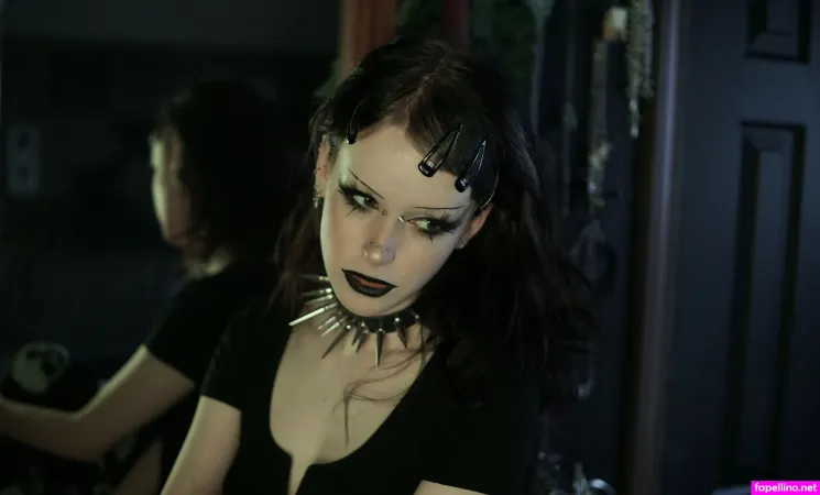 Gutknot OnlyFans Thumbnail #fw7Aqk9r5h