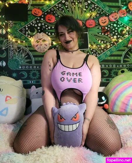 Gutr0tted OnlyFans Thumbnail #53qte5JLhC