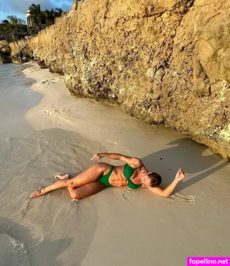 Guusje Van Geel OnlyFans Thumbnail #q9ZhdFHdeK