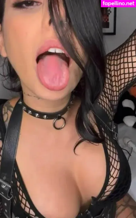 Gvalentinaxxx OnlyFans Thumbnail #DHPYyUxzOM