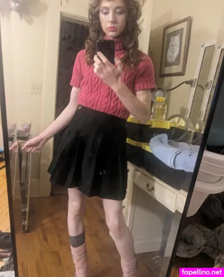 Gwen Ophelia OnlyFans Thumbnail #y3YhrhJmsu
