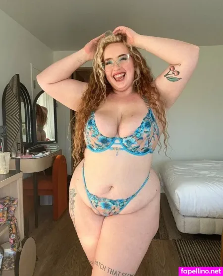 Gwenadora 2 OnlyFans Thumbnail #GP5S3GyStG