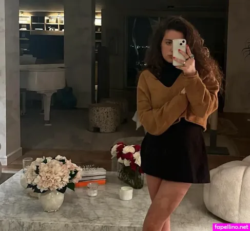 Gwendolyn Fogel OnlyFans Thumbnail #0Db9Jn5LFB