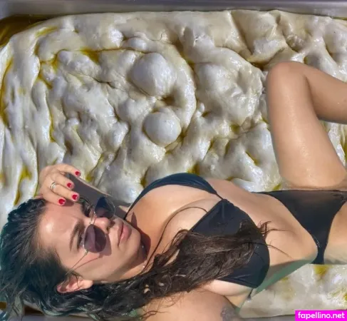 Gwendolyn Fogel OnlyFans Thumbnail #98qfZA8qfP