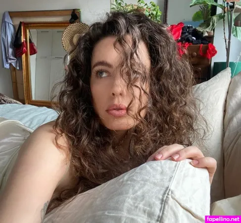 Gwendolyn Fogel OnlyFans Thumbnail #e1mOTCMfXb