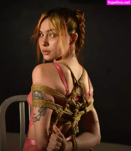 Gwenhoney OnlyFans Thumbnail #96oWzp1b0u