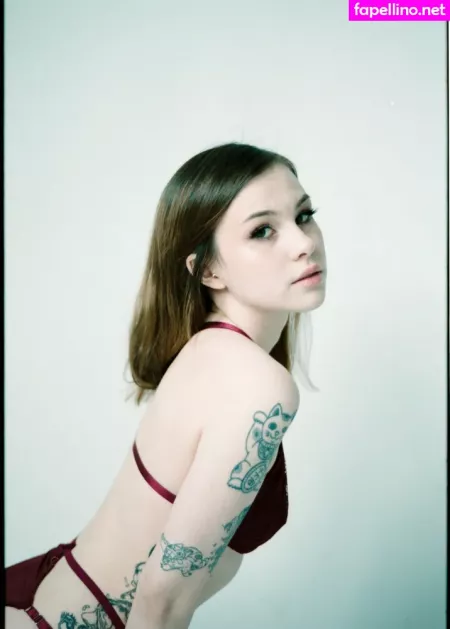 Gwenhoney OnlyFans Thumbnail #Tm4QhhD5Fl