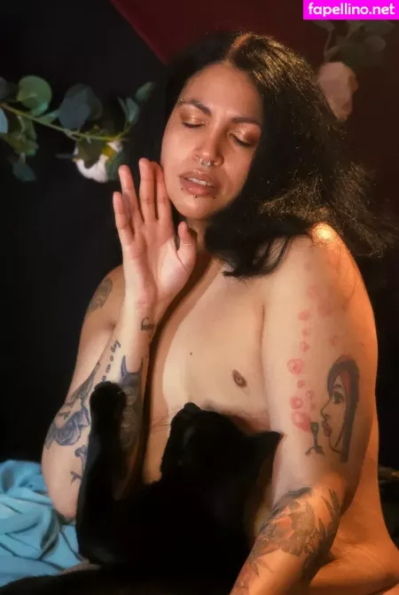 Gwenhoney OnlyFans Thumbnail #yclfBbY5Sg