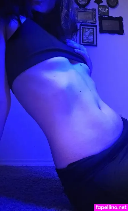 Gweninthegraveyard OnlyFans Thumbnail #HmmI0fRHIg