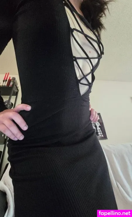 Gweninthegraveyard OnlyFans Thumbnail #kxk1uLtpZj