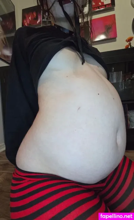 Gweninthegraveyard OnlyFans Thumbnail #zeice1gj9q