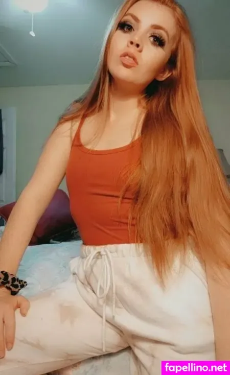 Gwennie1993 OnlyFans Thumbnail #8bdzMNxJkO