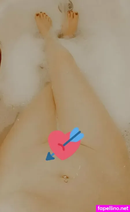 Gwennie1993 OnlyFans Thumbnail #MUtWHTJfOI