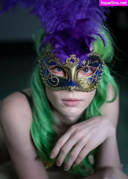 Gwenphoenix OnlyFans Thumbnail #CmA2JnGsTu