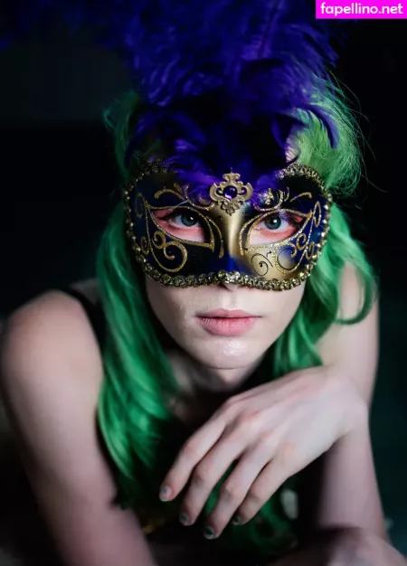 Gwenphoenix OnlyFans Thumbnail #KWAoRCS5NN