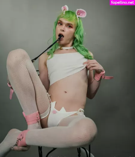 Gwenphoenix OnlyFans Thumbnail #Re8RqwOurD