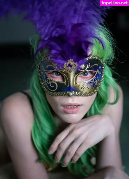 Gwenphoenix OnlyFans Thumbnail #uboMZGIYkj