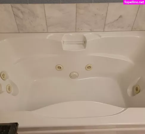 Gwenpie OnlyFans Thumbnail #Yypkp0UW1e