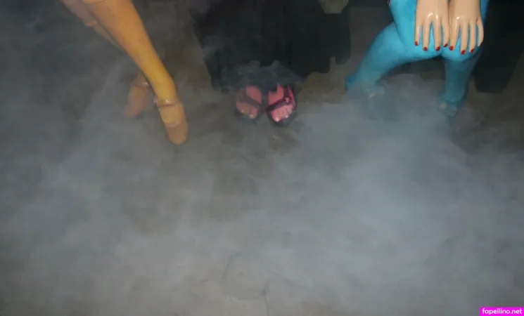 Gwyneths Feet OnlyFans Thumbnail #VyJsYTZxPS