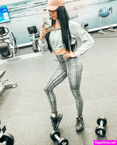 Gym Goddess OnlyFans Thumbnail #AU0oGOohqS