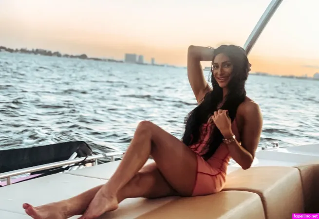 Gym Goddess OnlyFans Thumbnail #VDhqBQFXYt