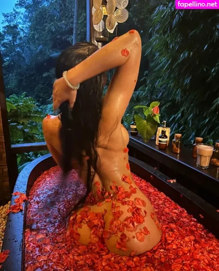 Gymnast Alina OnlyFans Thumbnail #NA1dVCJ0t4