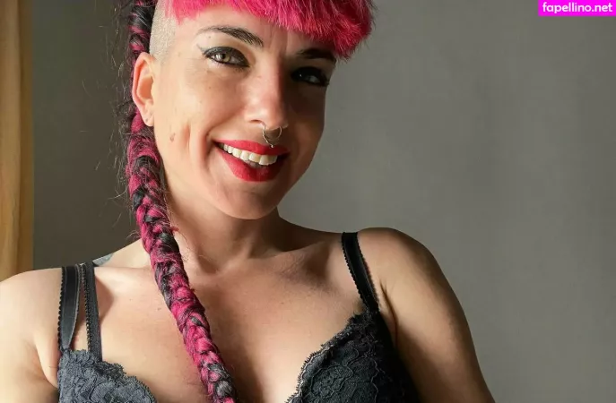 Gypsymayafree OnlyFans Thumbnail #NCc8Ov4oNI