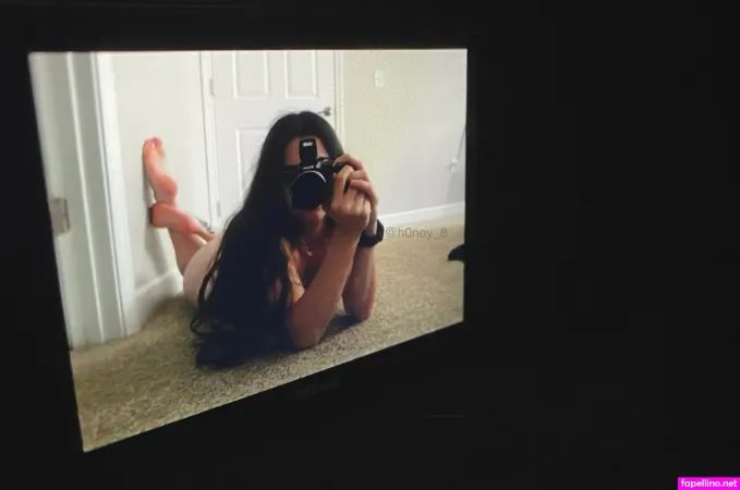 H0ney 8 OnlyFans Thumbnail #9ZbByLGMuL