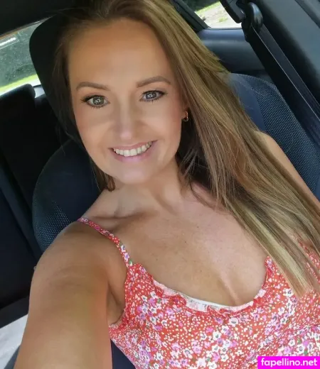 H0t Wife69 OnlyFans Thumbnail #RarlIXqCZ0