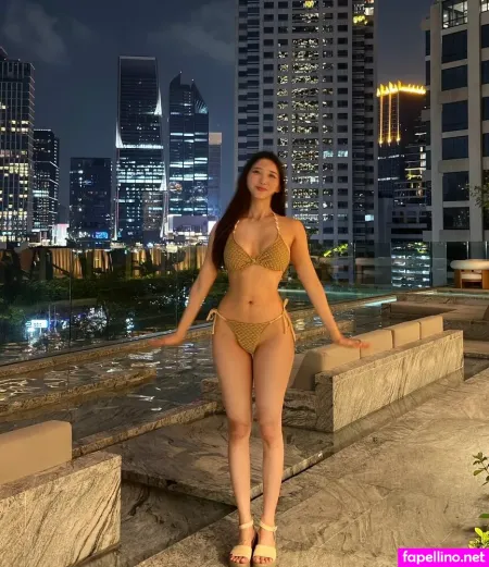 H1003141592 OnlyFans Thumbnail #CpgsmcBwLH