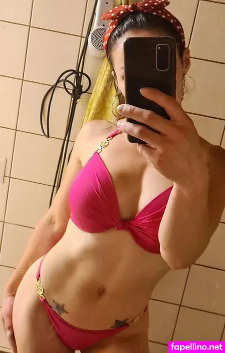 H3l3n4 OnlyFans Thumbnail #Yluhw8OLsV