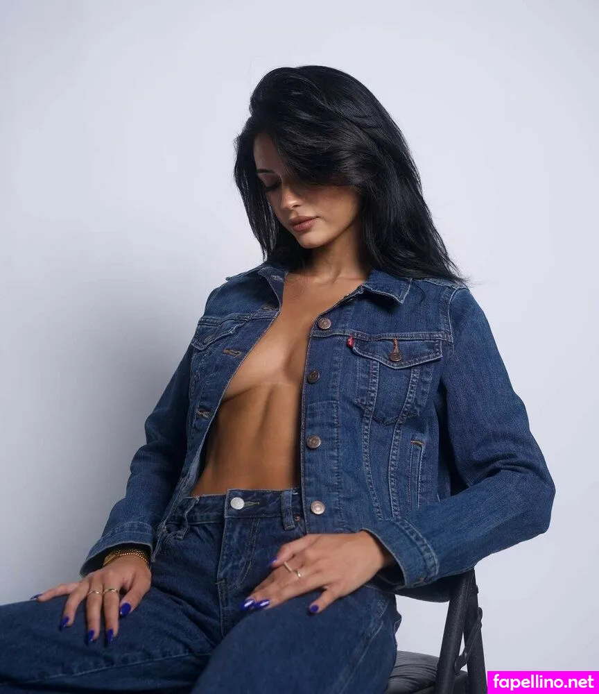 Hadil, hab_.2017 Nude Leaked OnlyFans Photo #6kFBLATpcM