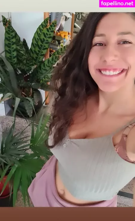 Hadar Simon OnlyFans Thumbnail #2hrVqica58