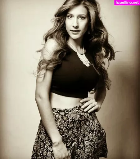 Hadar Simon OnlyFans Thumbnail #DVkVbSeJj1