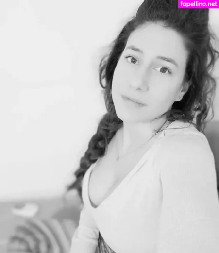 Hadar Simon OnlyFans Thumbnail #UVFld44rnN