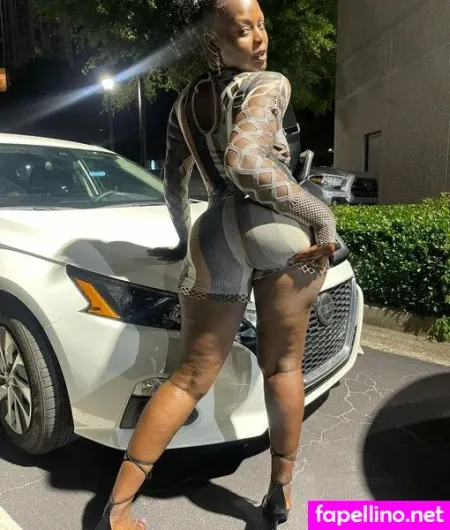 Hadil Dovey Main Profile Photo