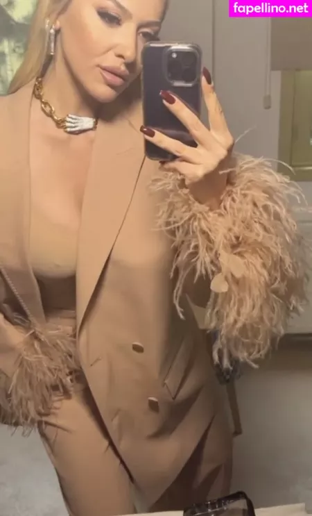 Hadise OnlyFans Thumbnail #4LJUDzP5XS