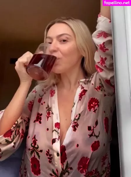 Hadise OnlyFans Thumbnail #YlKZgorFxX