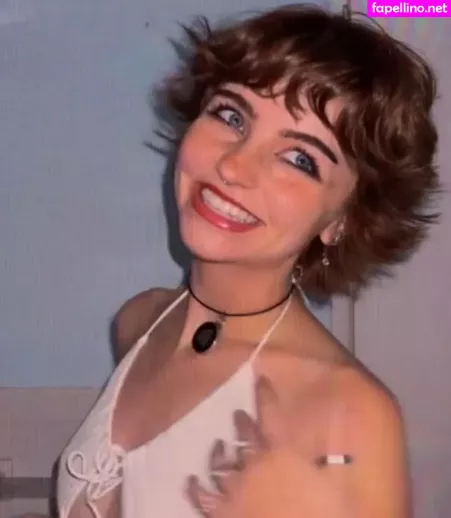 Hadley Nelson OnlyFans Thumbnail #z9WxWykNvw