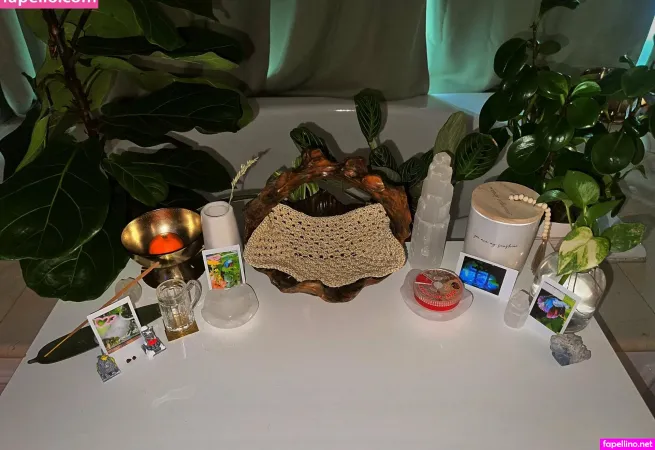 Haelee Moon Main Profile Photo