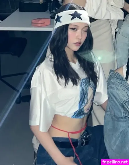 Haerin OnlyFans Thumbnail #4F2jLM4eZB