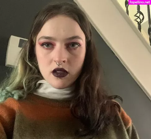 Hahahahelp Me OnlyFans Thumbnail #CC6uvI4El0