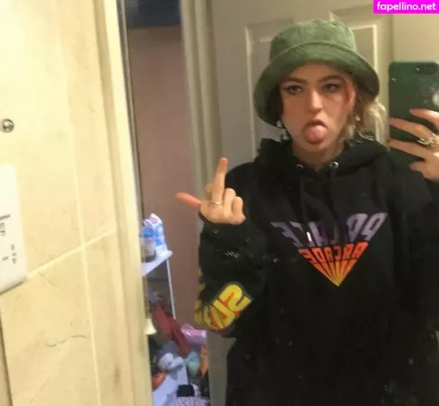 Hahahahelp Me OnlyFans Thumbnail #DHkrigEFGk