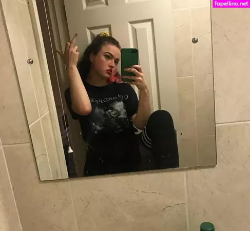 Hahahahelp Me OnlyFans Thumbnail #Xl97H9Rrtn